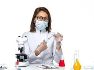 auxiliar-laboratorio